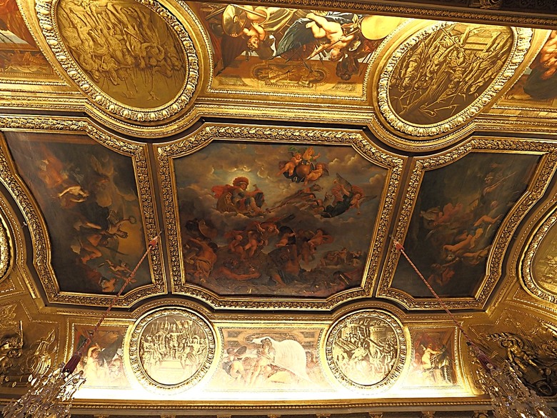 凡爾賽宮(Château de Versailles) — 世界文化遺產 之 凡爾賽宮及其園林(Palace and Park of Versailles) — 外掛巴黎市政廳(Hôtel de Ville)、古監獄(Conciergerie) 、皇家宮殿(Domaine National du Palais-Royal) — 2023年冬季歐洲行旅 第七部