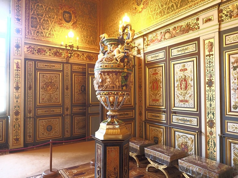 楓丹白露宮(Chateau de Fontainebleau),外掛凱旋門(Arc de Triomphe)、聖母院(Cathédrale Notre-Dame de Paris)、歌劇院(Palais Garnier)、莫里哀噴泉(Fontaine Molière)、聖米歇爾噴泉(Fontaine Saint-Michel) — 世界文化遺產 之 楓丹白靈宮及其園林(Palace and Park of Fontainebleau) — 2023年冬季歐洲行旅 第八部