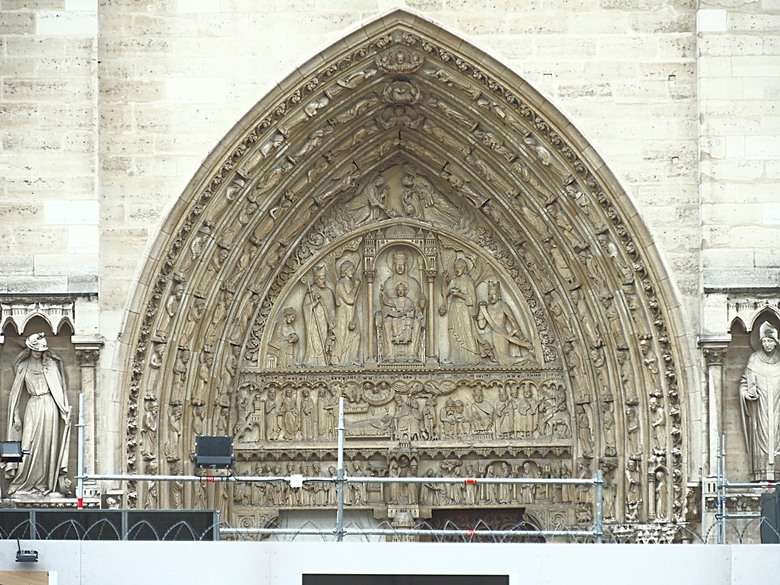 楓丹白露宮(Chateau de Fontainebleau),外掛凱旋門(Arc de Triomphe)、聖母院(Cathédrale Notre-Dame de Paris)、歌劇院(Palais Garnier)、莫里哀噴泉(Fontaine Molière)、聖米歇爾噴泉(Fontaine Saint-Michel) — 世界文化遺產 之 楓丹白靈宮及其園林(Palace and Park of Fontainebleau) — 2023年冬季歐洲行旅 第八部