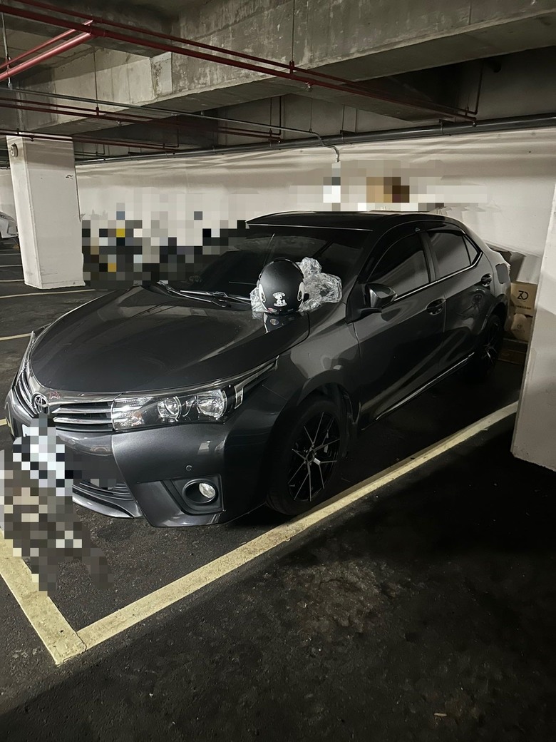 大家停車靠柱會停斜的嗎？ （已補圖）