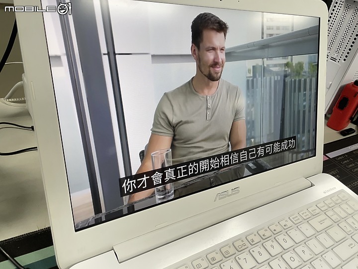ASUS X556U 更換新液晶面板
