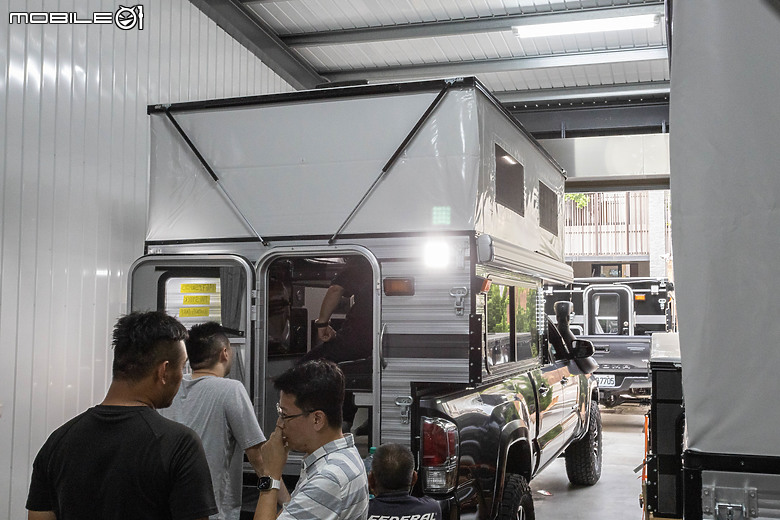 蔣大的Tacoma改裝＆露營車廂實戰開箱｜首露就出發上帝的部落司馬庫斯吧！