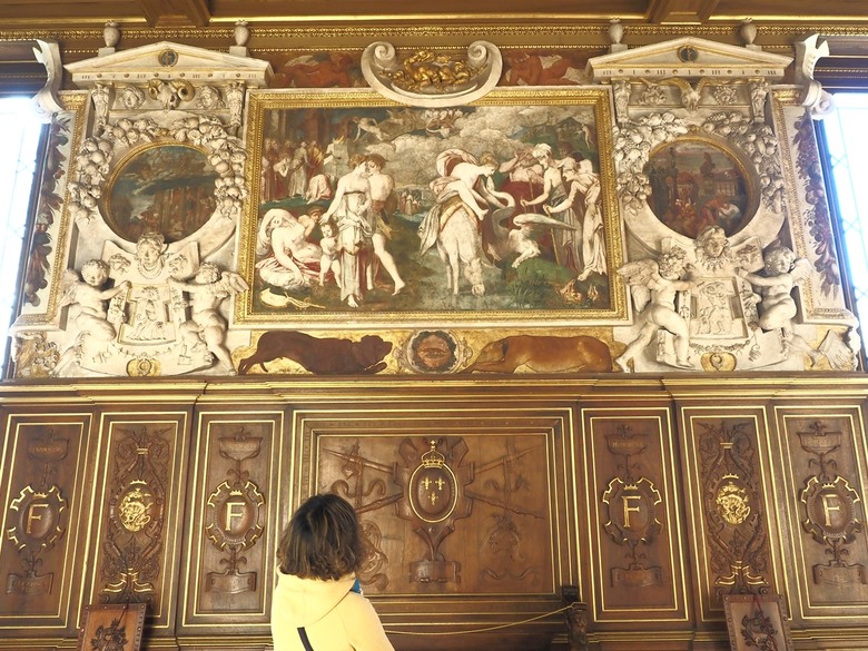 楓丹白露宮(Chateau de Fontainebleau)，外掛凱旋門(Arc de Triomphe)、聖母院(Cathédrale Notre-Dame de Paris)、歌劇院(Palais Garnier)、莫里哀噴泉(Fontaine Molière)、聖米歇爾噴泉(Fontaine Saint-Michel) — 世界文化遺產 之 楓丹白靈宮及其園林(Palace and Park of Fontainebleau) — 2023年冬季歐洲行旅 第八部