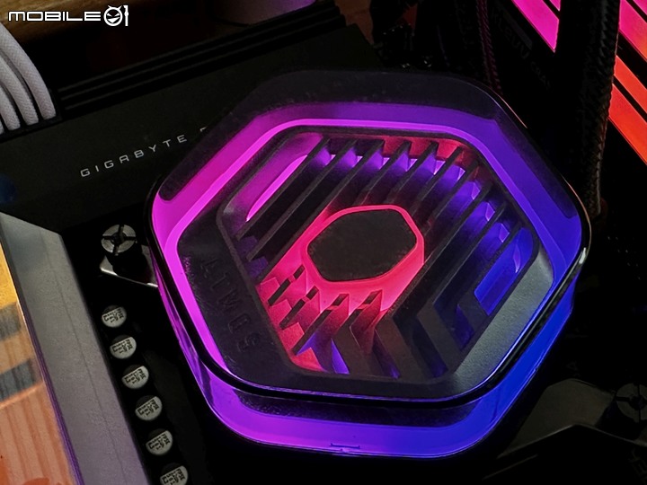 冷頭造型自選 酷碼 MasterLiquid 360 Atmos 一體式水冷散熱器
