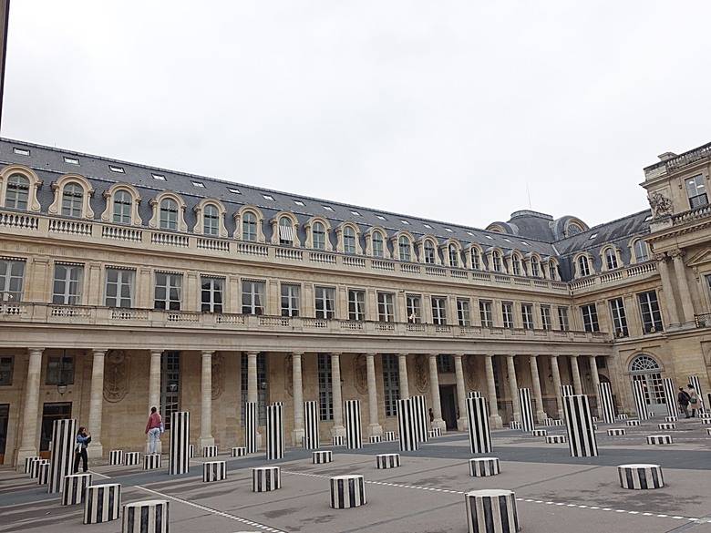 凡爾賽宮(Château de Versailles) — 世界文化遺產 之 凡爾賽宮及其園林(Palace and Park of Versailles) — 外掛巴黎市政廳(Hôtel de Ville)、古監獄(Conciergerie) 、皇家宮殿(Domaine National du Palais-Royal) — 2023年冬季歐洲行旅 第七部