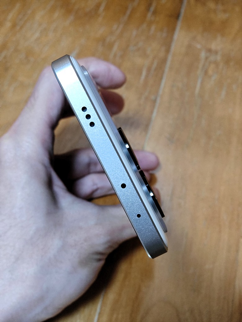 【不專業開箱】紅米 Redmi K70E 晴雪色｜聯發科 MTK 天璣8300-Ultra 狂暴首發！
