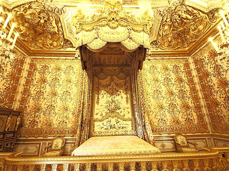 凡爾賽宮(Château de Versailles) — 世界文化遺產 之 凡爾賽宮及其園林(Palace and Park of Versailles) — 外掛巴黎市政廳(Hôtel de Ville)、古監獄(Conciergerie) 、皇家宮殿(Domaine National du Palais-Royal) — 2023年冬季歐洲行旅 第七部
