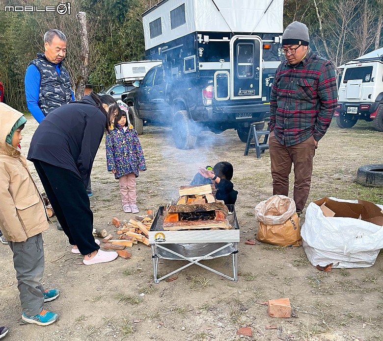 蔣大的Tacoma改裝＆露營車廂實戰開箱｜首露就出發上帝的部落司馬庫斯吧！