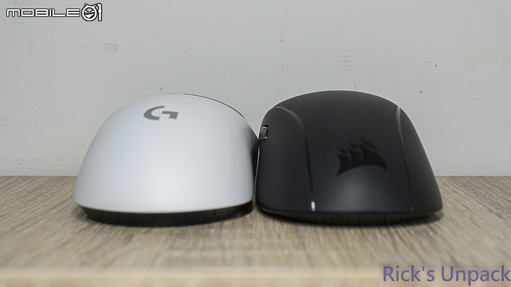 點我看大圖 【開箱】賊船輕量、三模對稱鼠 | CORSAIR M75 AIR WIRELESS