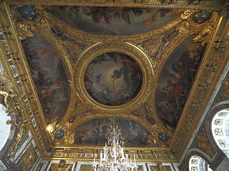 凡爾賽宮(Château de Versailles) — 世界文化遺產 之 凡爾賽宮及其園林(Palace and Park of Versailles) — 外掛巴黎市政廳(Hôtel de Ville)、古監獄(Conciergerie) 、皇家宮殿(Domaine National du Palais-Royal) — 2023年冬季歐洲行旅 第七部