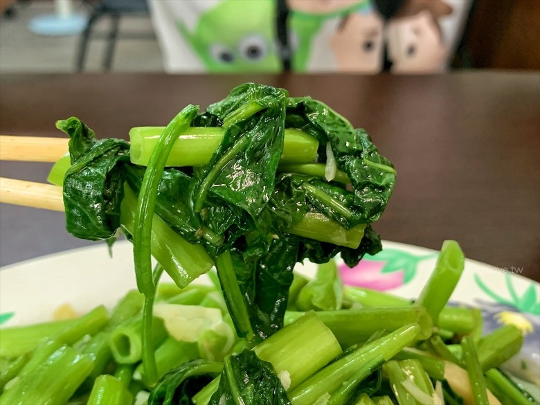 點我看大圖 想不到炒飯、炒麵店也有許多好吃的餐廳菜