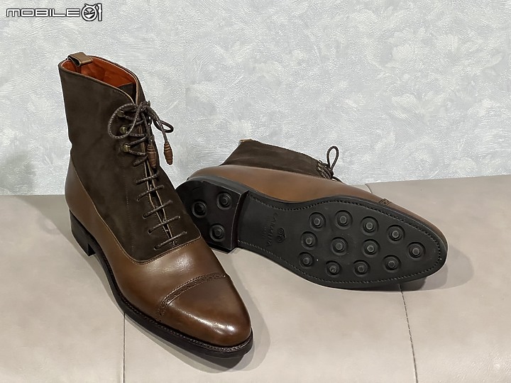 【開箱】高貴不貴 Carmina Balmoral Boots 之男生女生配