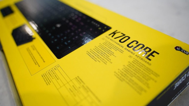 Corsair K70 Core開箱