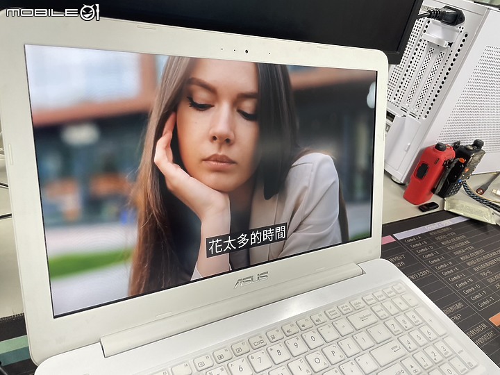 ASUS X556U 更換新液晶面板