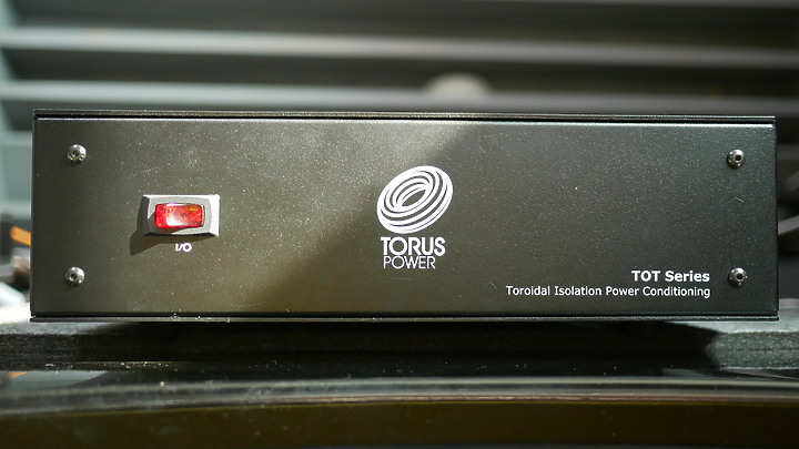 點我看大圖 【鐵絲開箱】玄學? TORUS POWER電源淨化處理器
