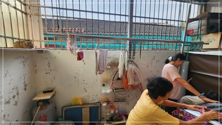 孝親好幫手《LG免曬衣乾衣機》，代替自己好好幫忙免曬衣！