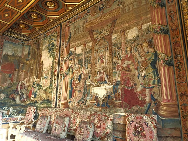 楓丹白露宮(Chateau de Fontainebleau)，外掛凱旋門(Arc de Triomphe)、聖母院(Cathédrale Notre-Dame de Paris)、歌劇院(Palais Garnier)、莫里哀噴泉(Fontaine Molière)、聖米歇爾噴泉(Fontaine Saint-Michel) — 世界文化遺產 之 楓丹白靈宮及其園林(Palace and Park of Fontainebleau) — 2023年冬季歐洲行旅 第八部
