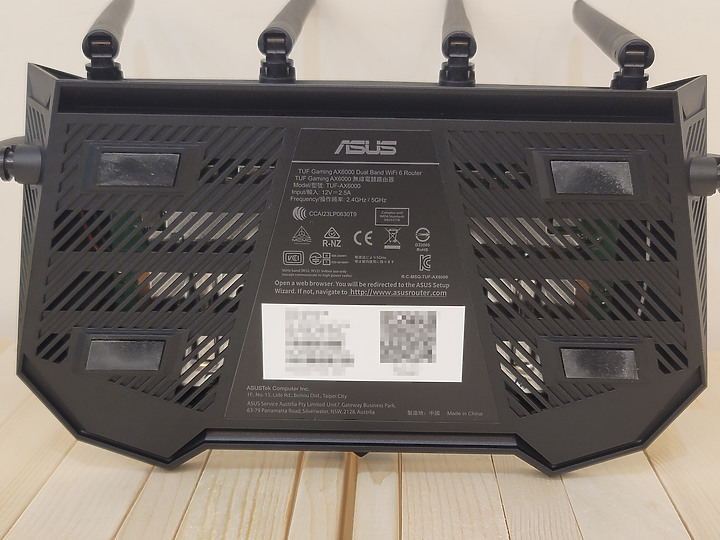 開箱 - ASUS TUF AX6000高顏值路由器
