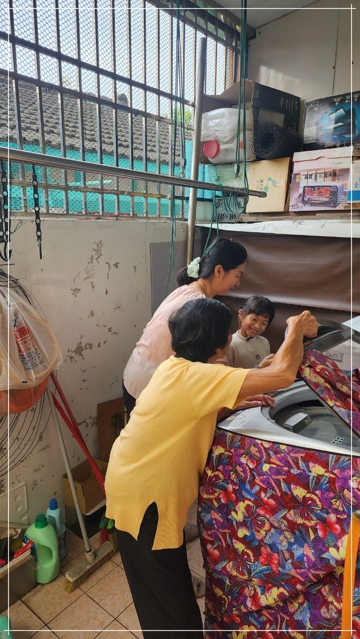 孝親好幫手《LG免曬衣乾衣機》，代替自己好好幫忙免曬衣！
