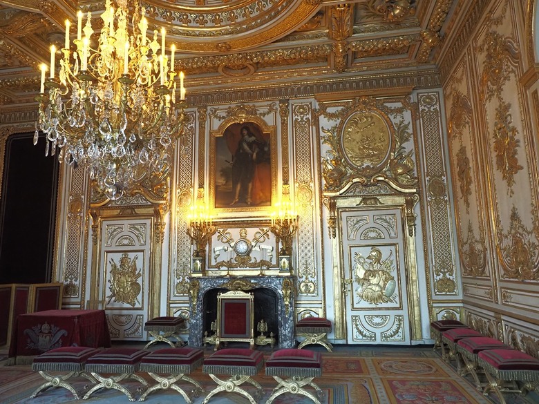 楓丹白露宮(Chateau de Fontainebleau),外掛凱旋門(Arc de Triomphe)、聖母院(Cathédrale Notre-Dame de Paris)、歌劇院(Palais Garnier)、莫里哀噴泉(Fontaine Molière)、聖米歇爾噴泉(Fontaine Saint-Michel) — 世界文化遺產 之 楓丹白靈宮及其園林(Palace and Park of Fontainebleau) — 2023年冬季歐洲行旅 第八部