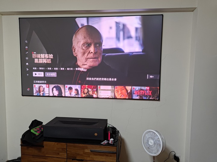 benq 雷射電視微開箱