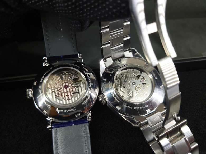 點我看大圖 東方之星 Orient Star Moon Phase 系列 月相 半鏤空錶 RE-AY0106S 開箱