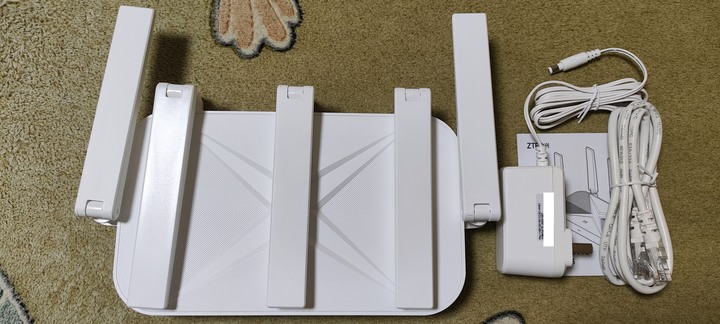 點我看大圖 開箱 對岸 雙2.5G埠 中興巡天AX3000Pro+ 00 無線路由器