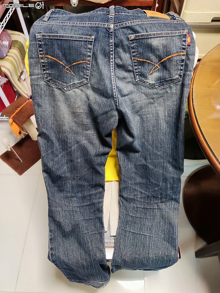 【 開箱分享 】LG WR-100VW 免曬衣智慧乾衣機，實現烘衣自由的白色小精靈！