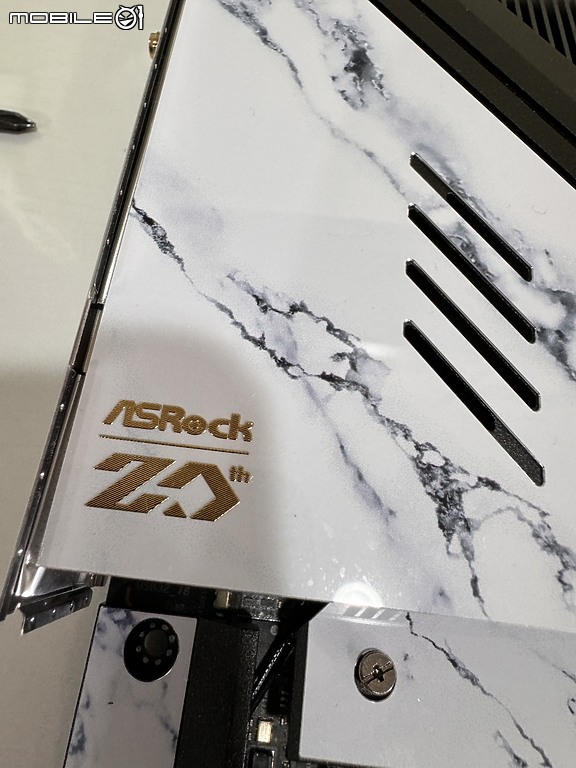 太極大理石 Z790 Taichi Carrara 20周年紀念版 w/ 14900K 開箱