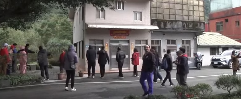 中福路84號光觀客越來越多喔