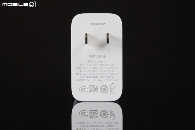 realme GT5 Pro體驗|S8 Gen 3搭潛望鏡組的性價王者!