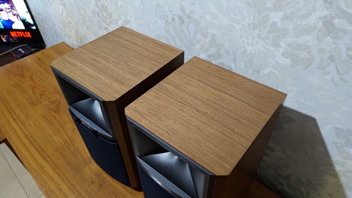 JBL4305P主動式無線喇叭小開箱