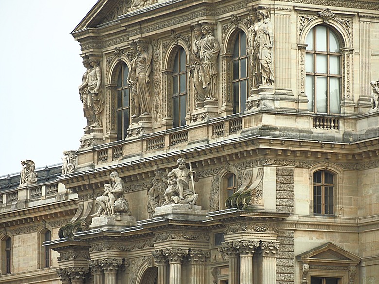 塞納河遊船 (Bateaux-Mouches) 與 羅浮宮(Musée du Louvre)，外掛地窖內享用法式烤田螺與鴨胸 — 世界文化遺產 之 巴黎，塞纳河畔(Paris, Banks of the Seine) — 2023年冬季歐洲行旅 第六部