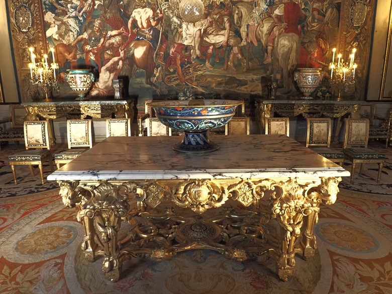 楓丹白露宮(Chateau de Fontainebleau),外掛凱旋門(Arc de Triomphe)、聖母院(Cathédrale Notre-Dame de Paris)、歌劇院(Palais Garnier)、莫里哀噴泉(Fontaine Molière)、聖米歇爾噴泉(Fontaine Saint-Michel) — 世界文化遺產 之 楓丹白靈宮及其園林(Palace and Park of Fontainebleau) — 2023年冬季歐洲行旅 第八部