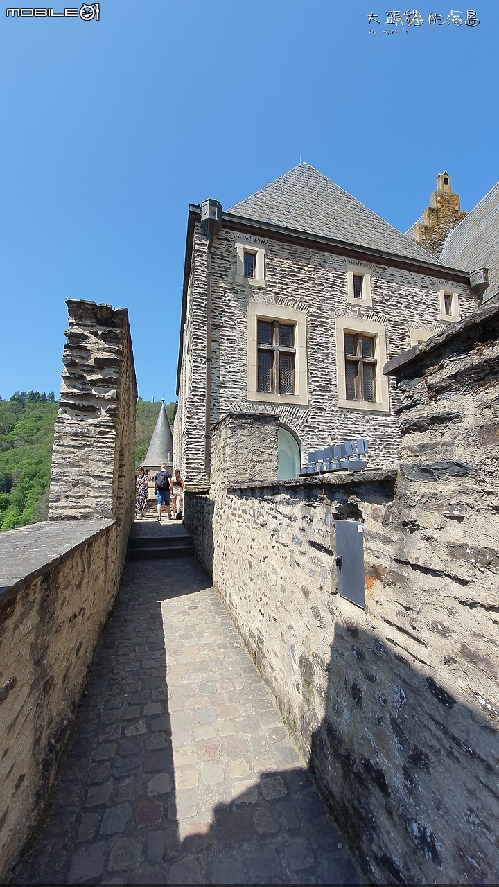 [大頭貓的海島] 盧森堡的國寶--維安登城堡 (Vianden Castle)