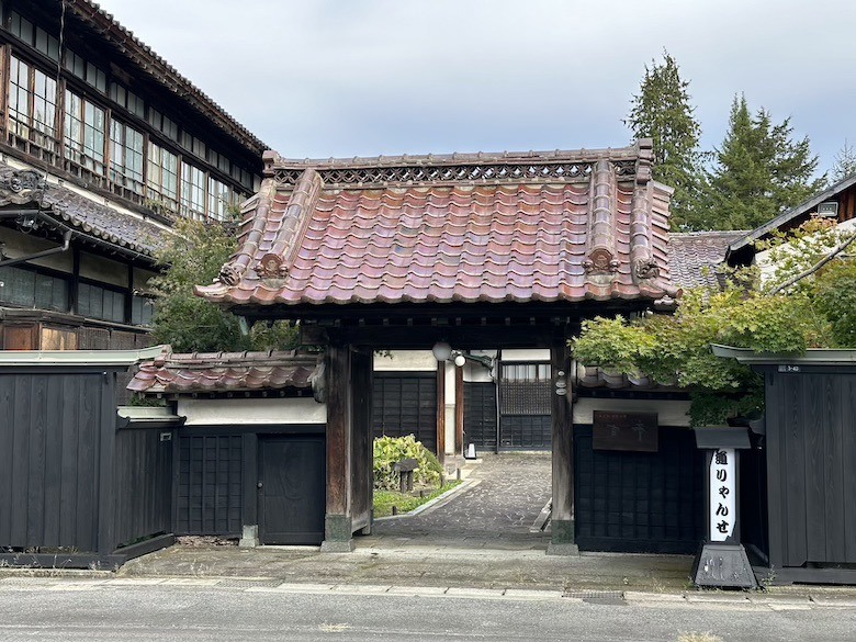[日本山形縣] 米沢牛・山懐料理 吉亭 | 美味的和牛涮涮鍋