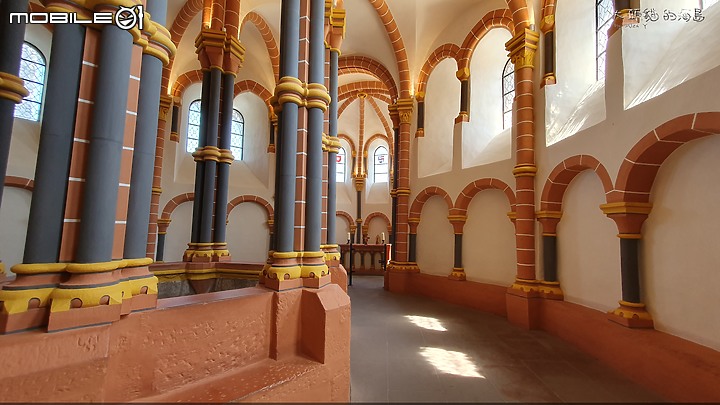 [大頭貓的海島] 盧森堡的國寶--維安登城堡 (Vianden Castle)
