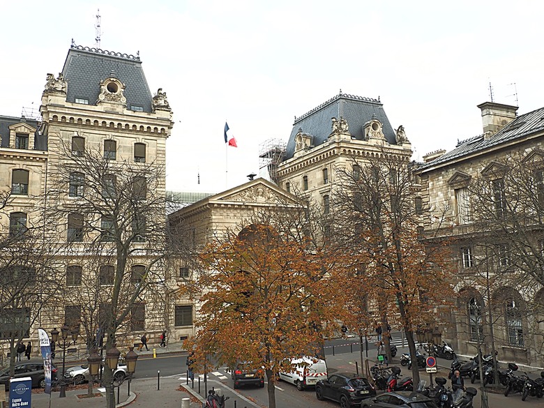 楓丹白露宮(Chateau de Fontainebleau),外掛凱旋門(Arc de Triomphe)、聖母院(Cathédrale Notre-Dame de Paris)、歌劇院(Palais Garnier)、莫里哀噴泉(Fontaine Molière)、聖米歇爾噴泉(Fontaine Saint-Michel) — 世界文化遺產 之 楓丹白靈宮及其園林(Palace and Park of Fontainebleau) — 2023年冬季歐洲行旅 第八部