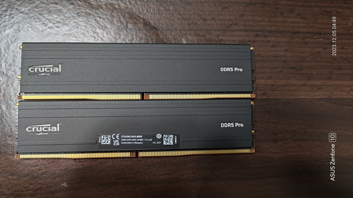 點我看大圖 「這就是新一代的優勢嗎?」 Micron Crucial DDR5 6000 Pro 2x24GB 非二進制開箱體驗