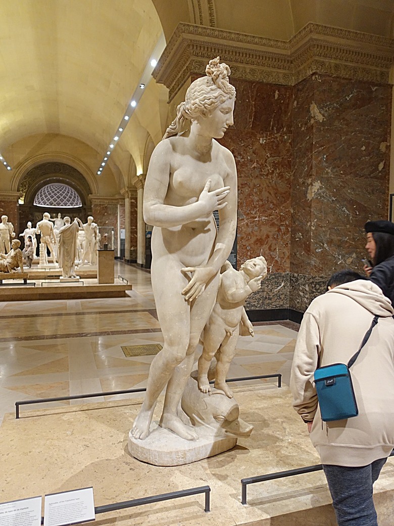 塞納河遊船 (Bateaux-Mouches) 與 羅浮宮(Musée du Louvre),外掛地窖內享用法式烤田螺與鴨胸 — 世界文化遺產 之 巴黎,塞纳河畔(Paris, Banks of the Seine) — 2023年冬季歐洲行旅 第六部
