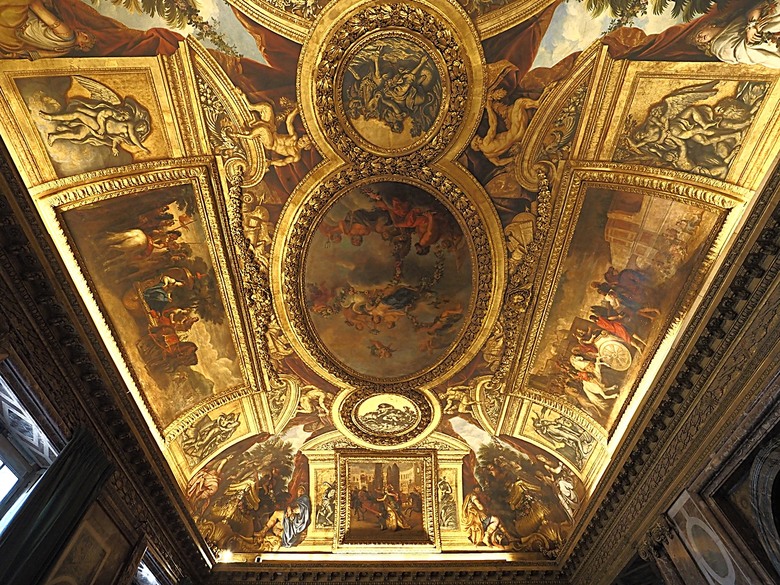 凡爾賽宮(Château de Versailles) — 世界文化遺產 之 凡爾賽宮及其園林(Palace and Park of Versailles) — 外掛巴黎市政廳(Hôtel de Ville)、古監獄(Conciergerie) 、皇家宮殿(Domaine National du Palais-Royal) — 2023年冬季歐洲行旅 第七部