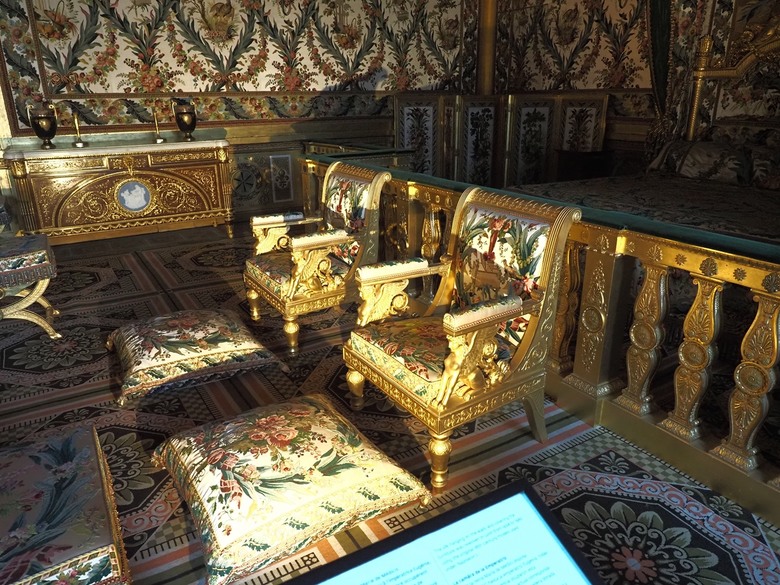 楓丹白露宮(Chateau de Fontainebleau),外掛凱旋門(Arc de Triomphe)、聖母院(Cathédrale Notre-Dame de Paris)、歌劇院(Palais Garnier)、莫里哀噴泉(Fontaine Molière)、聖米歇爾噴泉(Fontaine Saint-Michel) — 世界文化遺產 之 楓丹白靈宮及其園林(Palace and Park of Fontainebleau) — 2023年冬季歐洲行旅 第八部