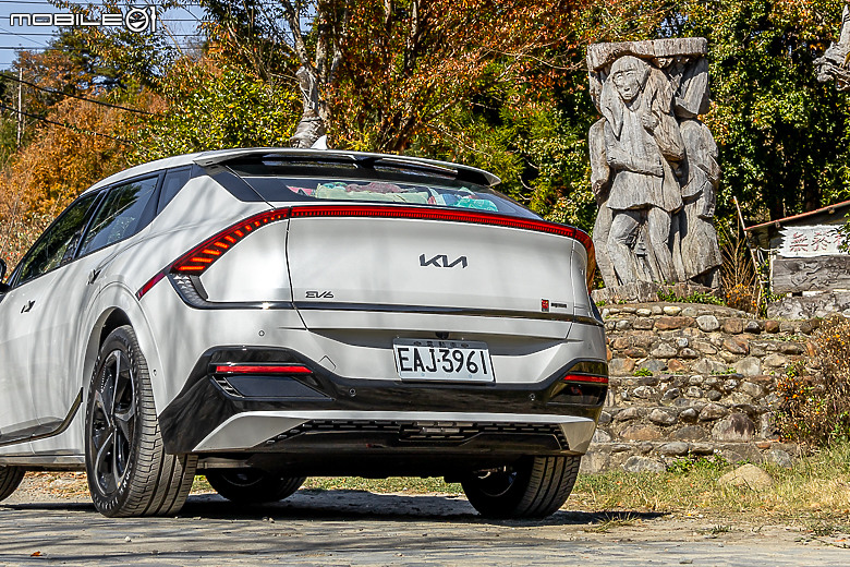 Kia EV6 GT-line 增程版試駕|帶著帥氣外觀與長續航里程,遠征「上帝的部落」!