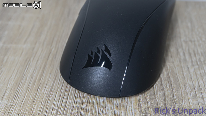 點我看大圖 【開箱】賊船輕量、三模對稱鼠 | CORSAIR M75 AIR WIRELESS