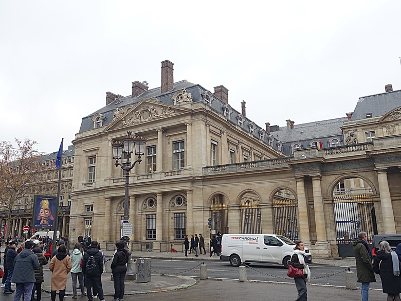 凡爾賽宮(Château de Versailles) — 世界文化遺產 之 凡爾賽宮及其園林(Palace and Park of Versailles) — 外掛巴黎市政廳(Hôtel de Ville)、古監獄(Conciergerie) 、皇家宮殿(Domaine National du Palais-Royal) — 2023年冬季歐洲行旅 第七部