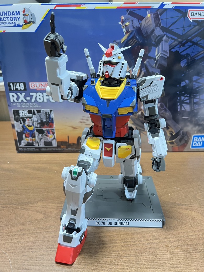 橫濱鋼彈展覽謝幕前的留念｜ 萬代 1/48 RX-78F00 鋼彈模型