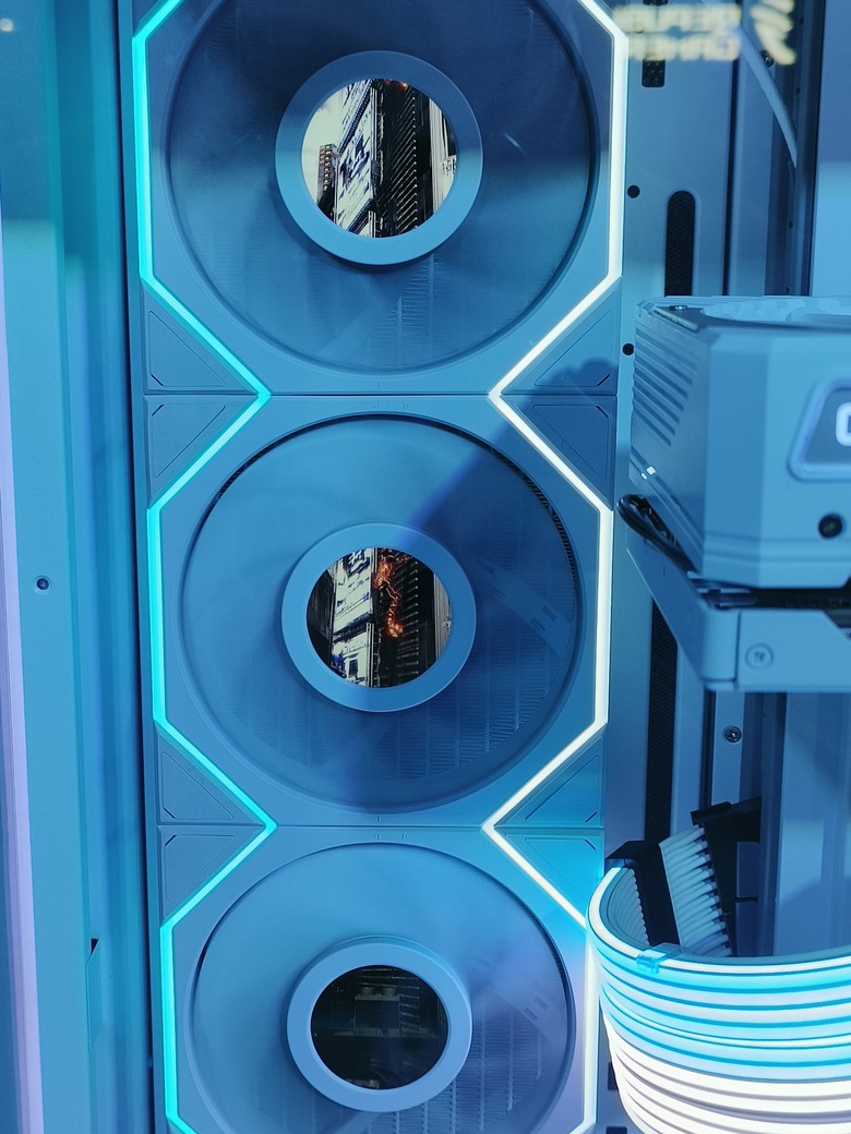 LIAN LI 2023 Gamforce 電競嘉年華 心得分享