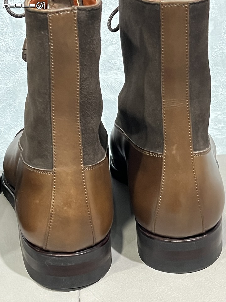 【開箱】高貴不貴 Carmina Balmoral Boots 之男生女生配