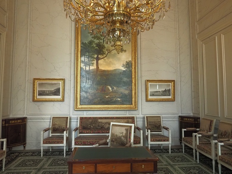 楓丹白露宮(Chateau de Fontainebleau),外掛凱旋門(Arc de Triomphe)、聖母院(Cathédrale Notre-Dame de Paris)、歌劇院(Palais Garnier)、莫里哀噴泉(Fontaine Molière)、聖米歇爾噴泉(Fontaine Saint-Michel) — 世界文化遺產 之 楓丹白靈宮及其園林(Palace and Park of Fontainebleau) — 2023年冬季歐洲行旅 第八部