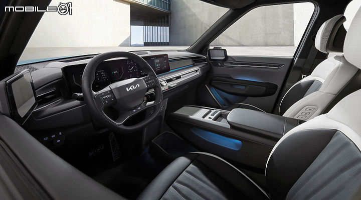 【採訪】Kia 純電七人旗艦「EV9」雙車型 279.9 / 299.9 萬元展開預售,另提供旋轉 / 尊榮六人座椅選配!